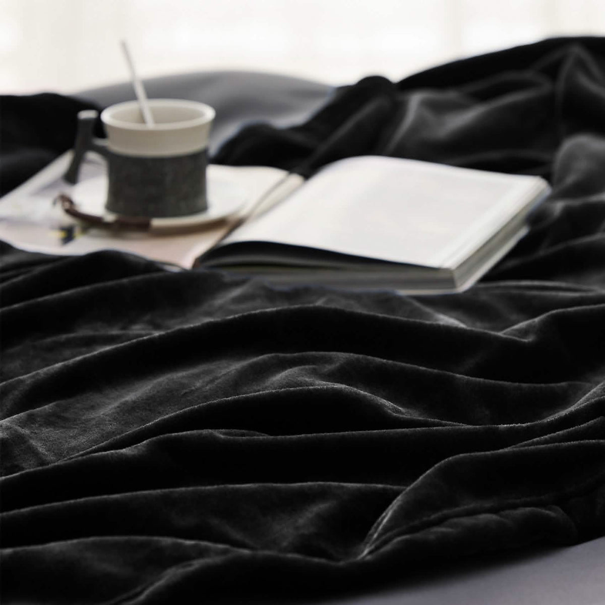 Cozy Throw Blanket, Flannel Fleece 300gsm, Lightweight Design for Living Rooms, Bedrooms and Everyday Lounging, 4 Sizes and 29 Colors image 103