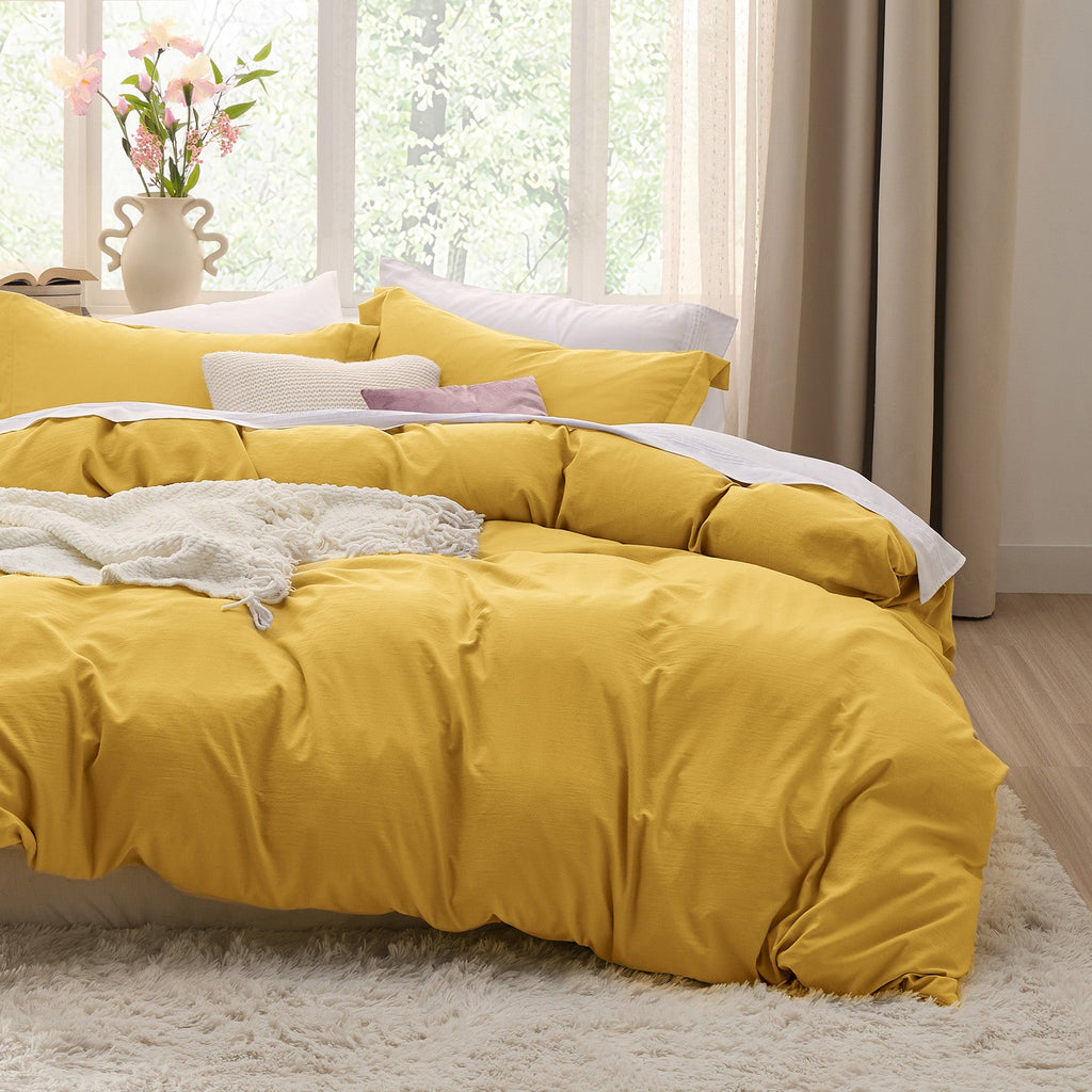 Duvet Cover Set, Ultra Soft Hypoallergenic Microfiber, Lightweight Design for Guest Rooms and Everyday Bedroom Styling image 110