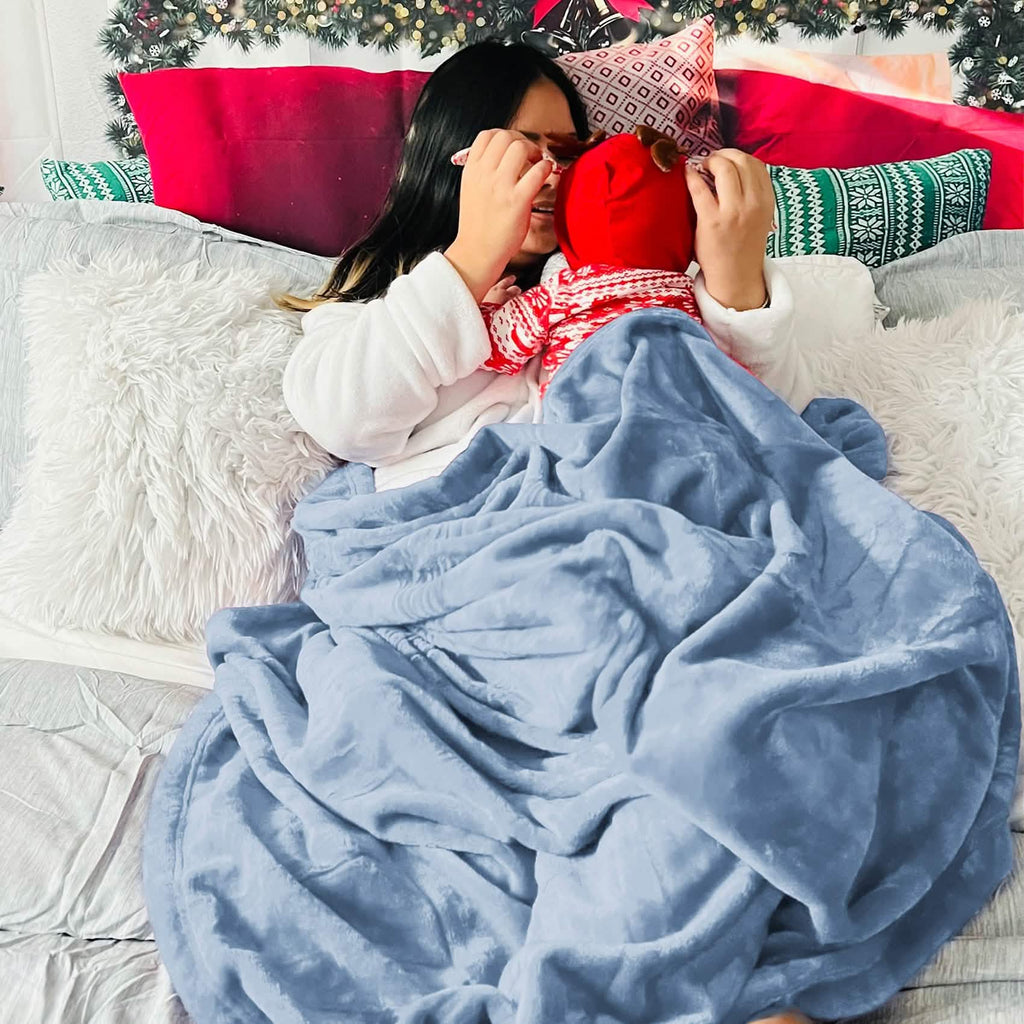 Cozy Throw Blanket, Flannel Fleece 300gsm, Lightweight Design for Living Rooms, Bedrooms and Everyday Lounging, 4 Sizes and 29 Colors image 111