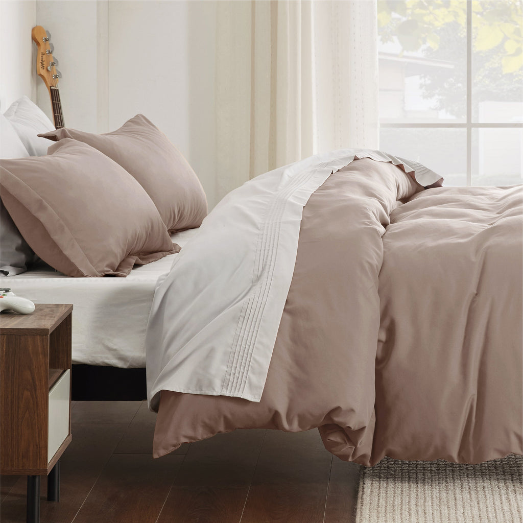 Duvet Cover Set, Brushed Microfiber for Guest Rooms and Everyday Bedroom Styling, 9 Sizes and 36 Colors image 113