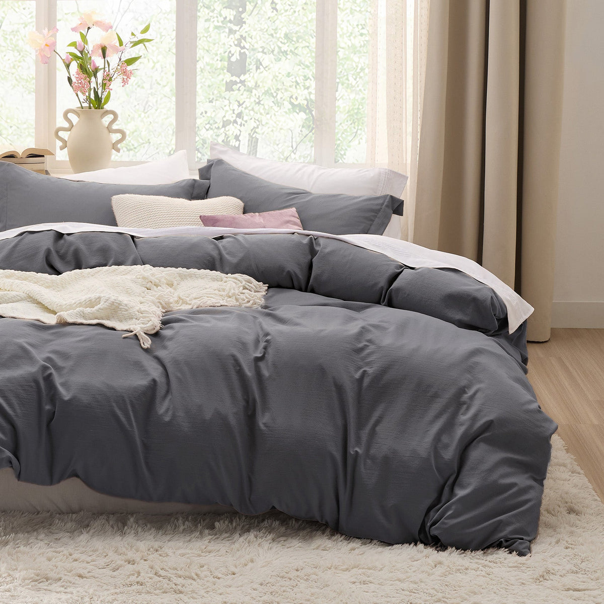 Duvet Cover Set, Ultra Soft Hypoallergenic Microfiber, Lightweight Design for Guest Rooms and Everyday Bedroom Styling image 134