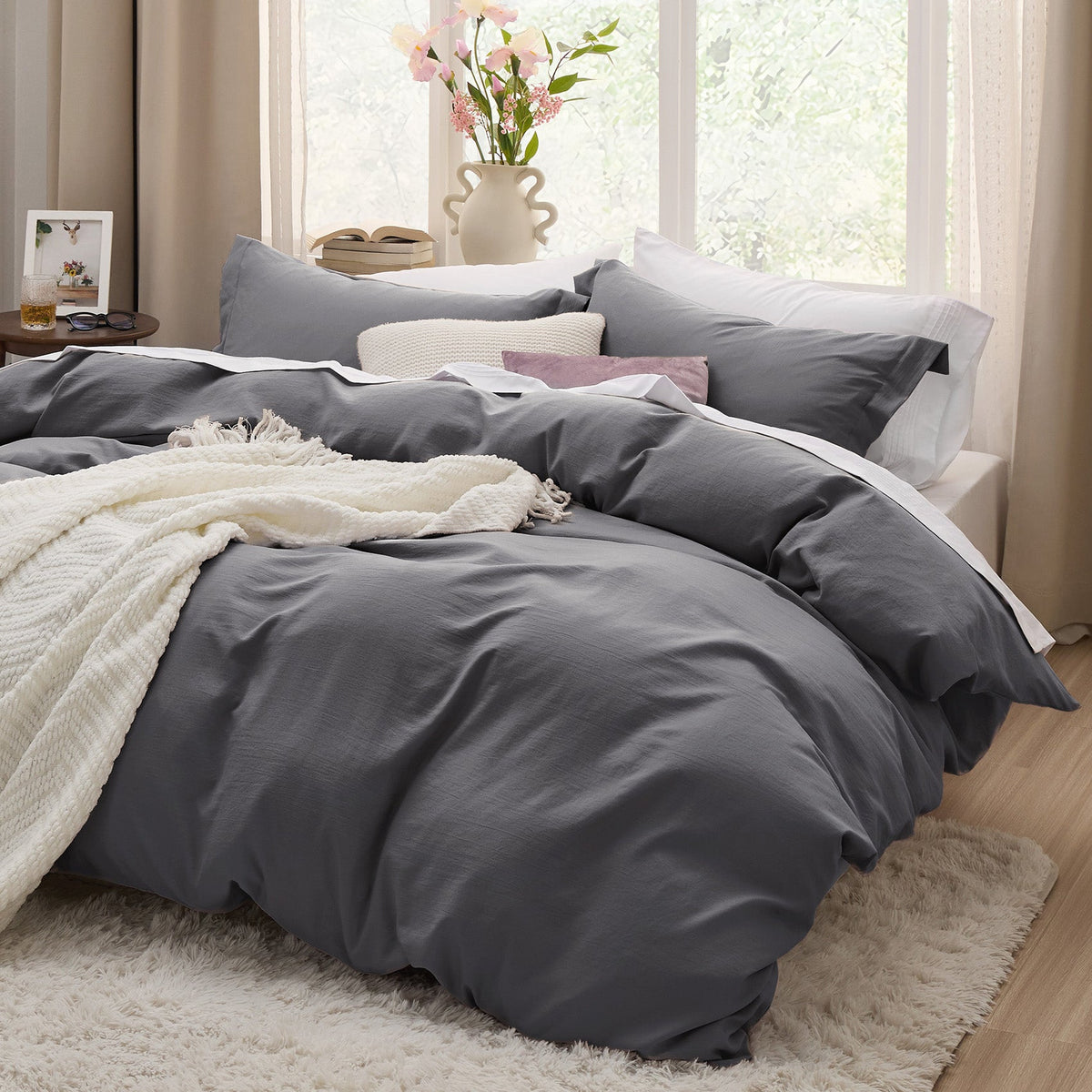 Duvet Cover Set, Ultra Soft Hypoallergenic Microfiber, Lightweight Design for Guest Rooms and Everyday Bedroom Styling image 138