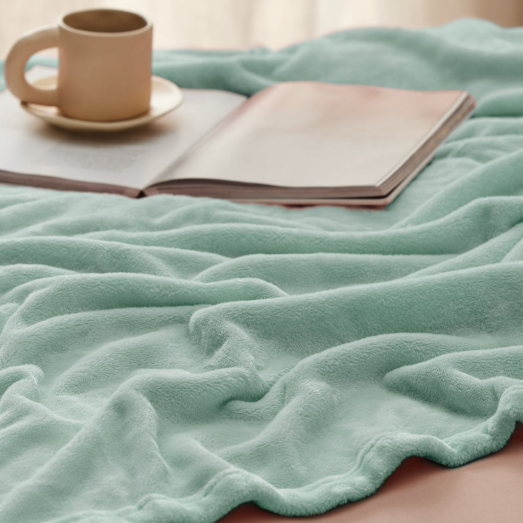 Cozy Throw Blanket, Flannel Fleece 300gsm, Lightweight Design for Living Rooms, Bedrooms and Everyday Lounging, 4 Sizes and 29 Colors image 139