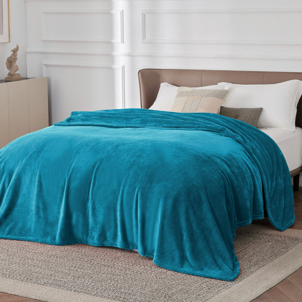 Cozy Throw Blanket, Flannel Fleece 300gsm, Lightweight Design for Living Rooms, Bedrooms and Everyday Lounging, 4 Sizes and 29 Colors image 142
