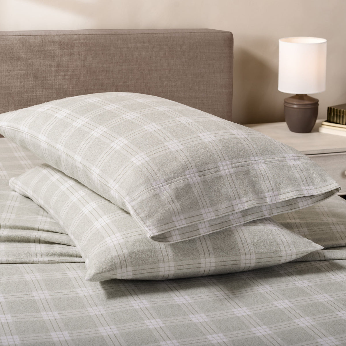 Bed Sheet Set, Cotton Flannel Prints for Master Bedrooms, Guest Beds and Daily Use, 7 Sizes and 30 Colors image 143