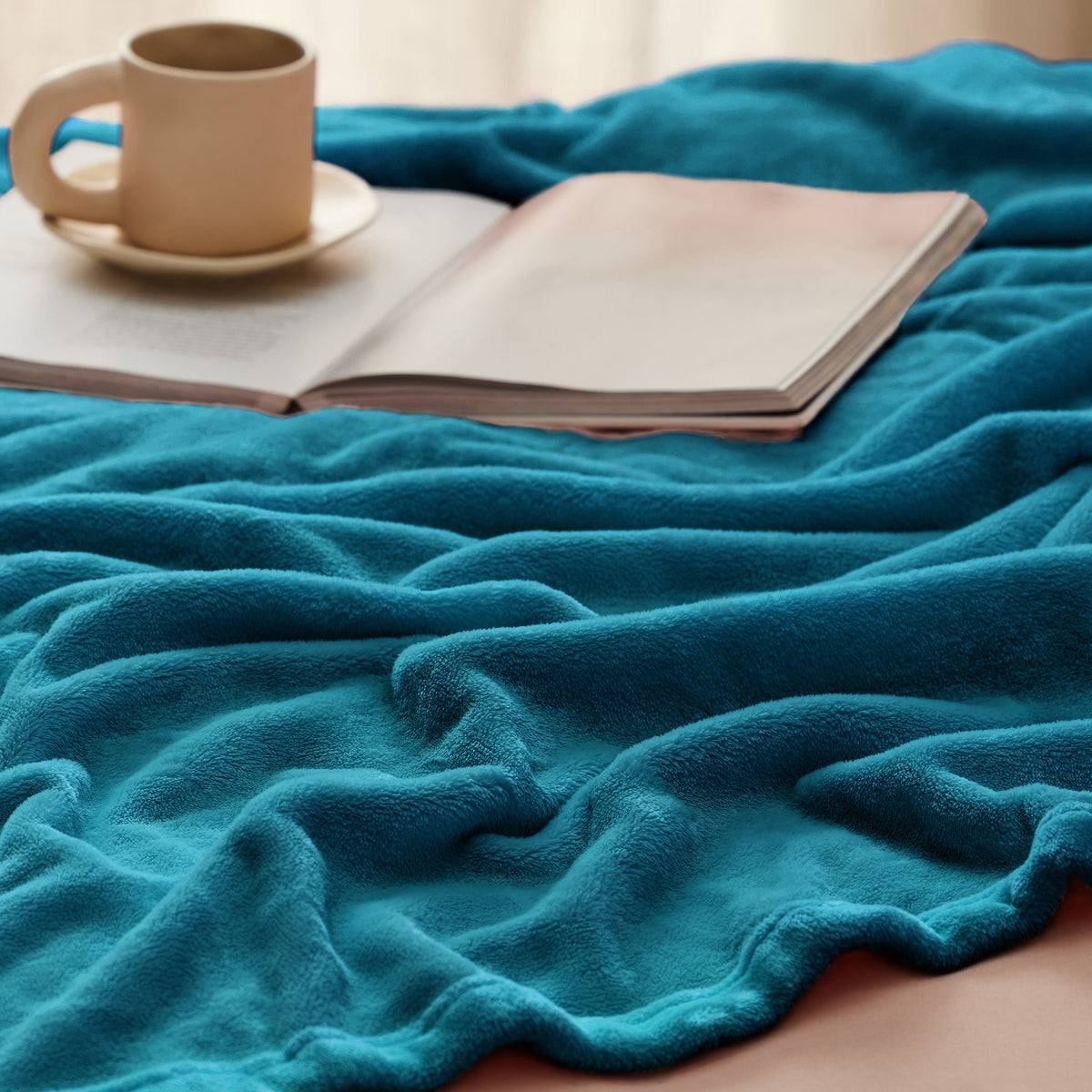 Cozy Throw Blanket, Flannel Fleece 300gsm, Lightweight Design for Living Rooms, Bedrooms and Everyday Lounging, 4 Sizes and 29 Colors image 146