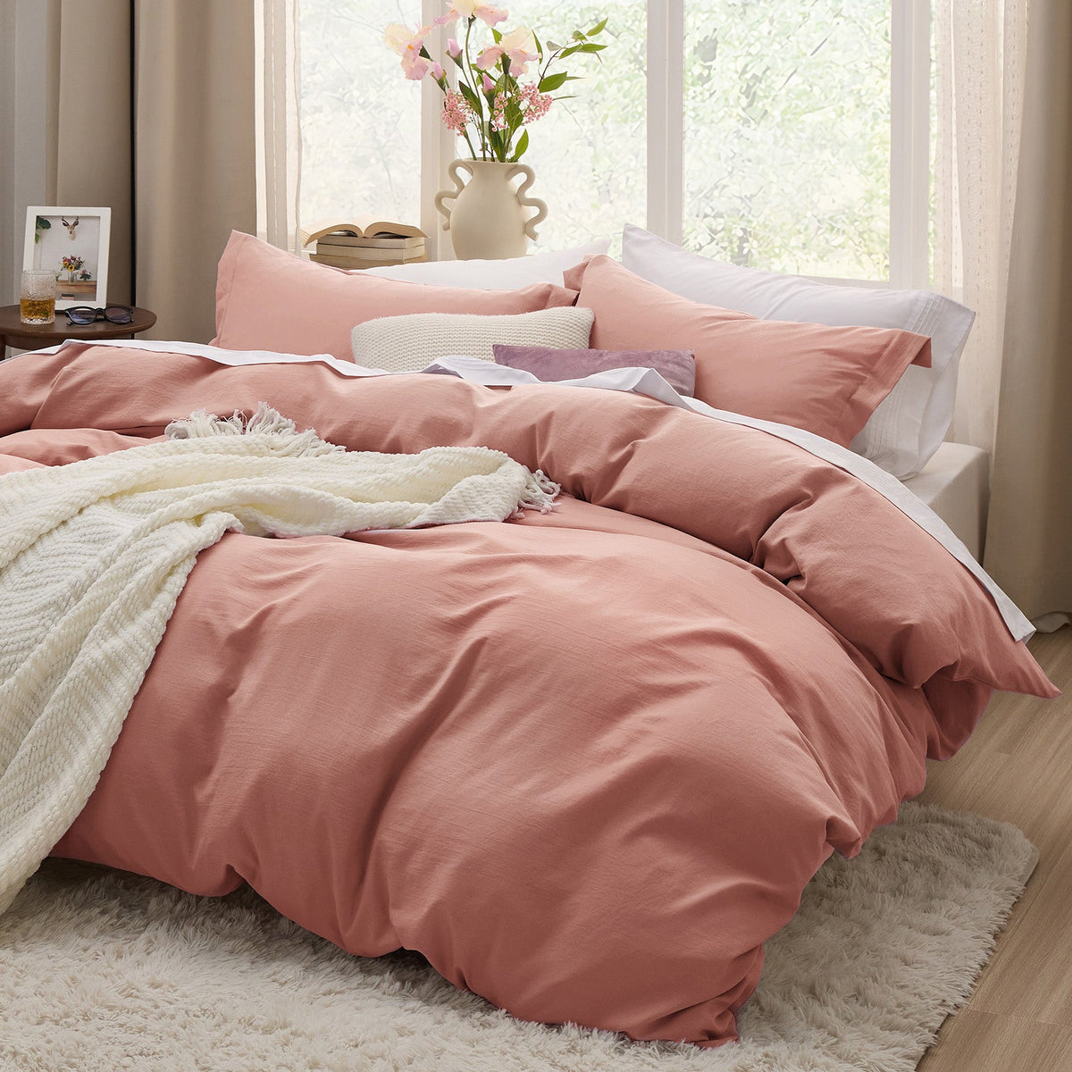 Duvet Cover Set, Ultra Soft Hypoallergenic Microfiber, Lightweight Design for Guest Rooms and Everyday Bedroom Styling image 149
