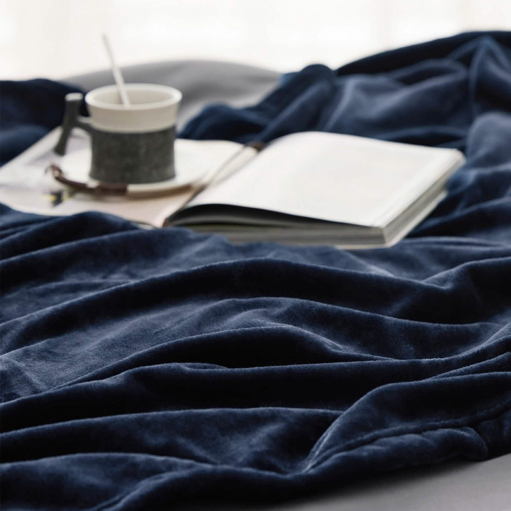 Cozy Throw Blanket, Flannel Fleece 300gsm, Lightweight Design for Living Rooms, Bedrooms and Everyday Lounging, 4 Sizes and 29 Colors image 152