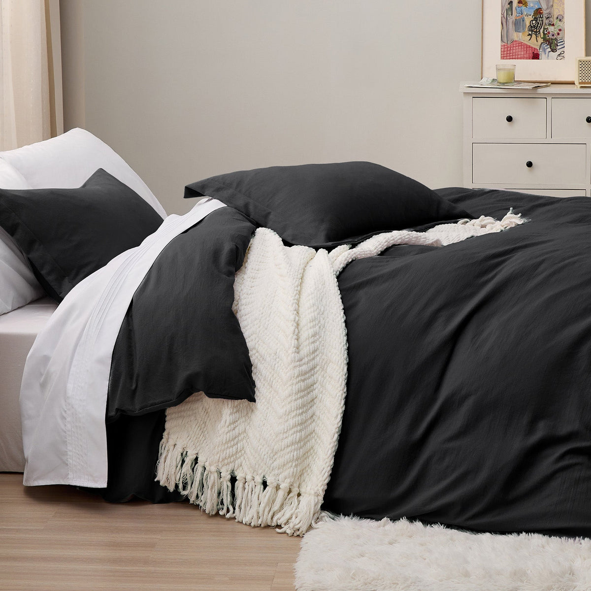 Duvet Cover Set, Ultra Soft Hypoallergenic Microfiber, Lightweight Design for Guest Rooms and Everyday Bedroom Styling image 156