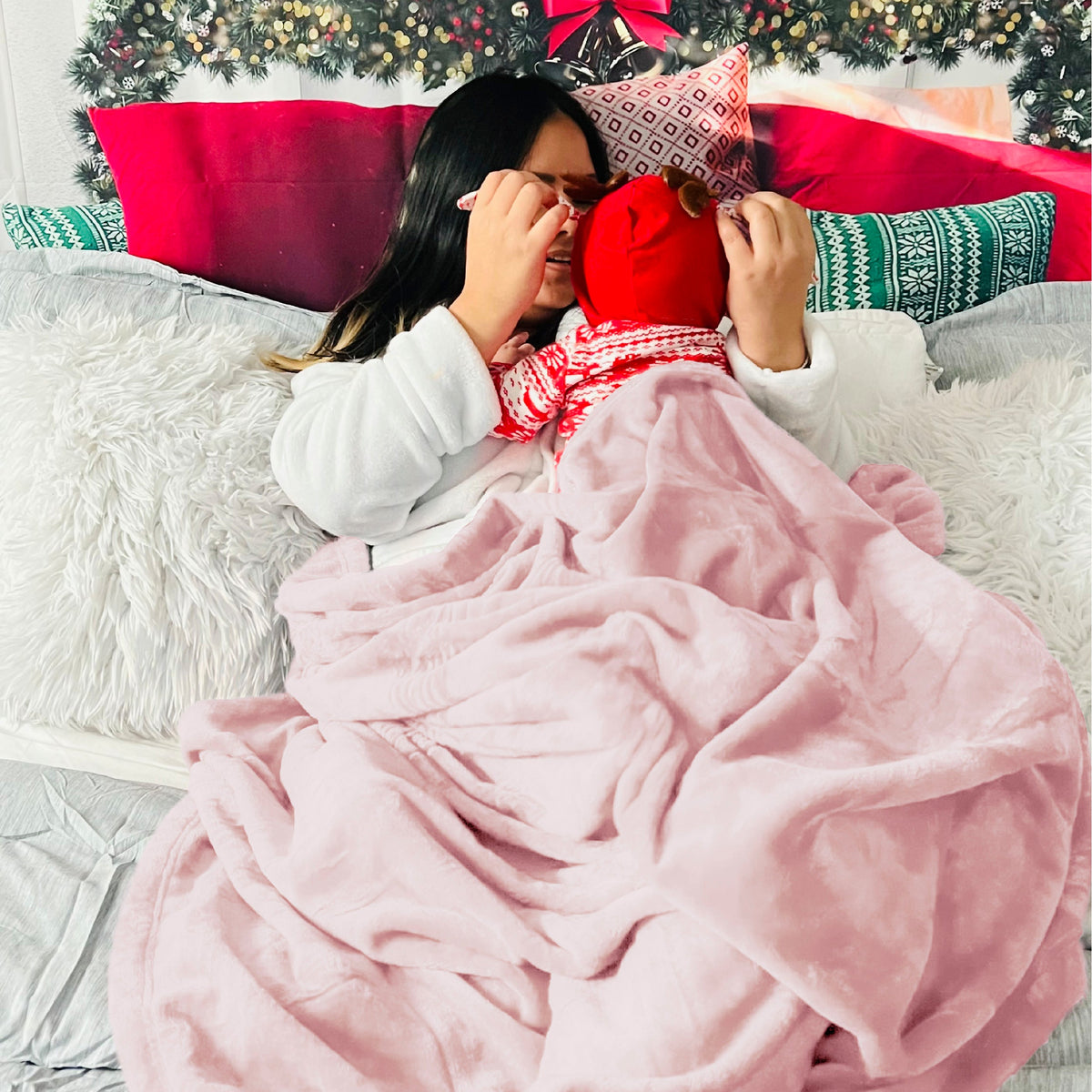 Cozy Throw Blanket, Flannel Fleece 300gsm, Lightweight Design for Living Rooms, Bedrooms and Everyday Lounging, 4 Sizes and 29 Colors image 157