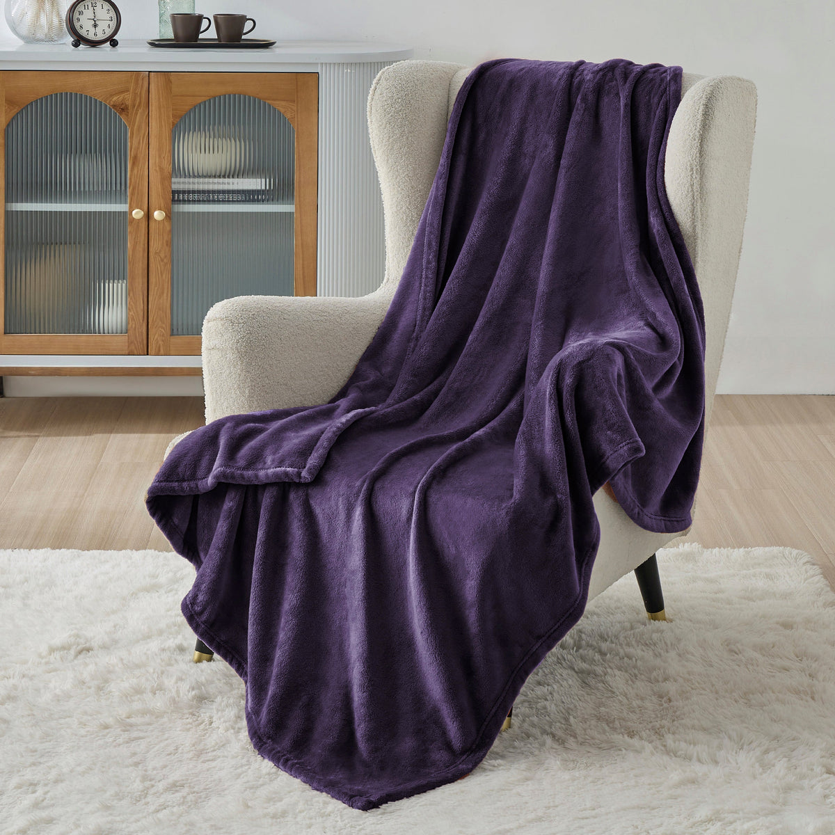 Cozy Throw Blanket, Flannel Fleece 300gsm, Lightweight Design for Living Rooms, Bedrooms and Everyday Lounging, 4 Sizes and 29 Colors image 164