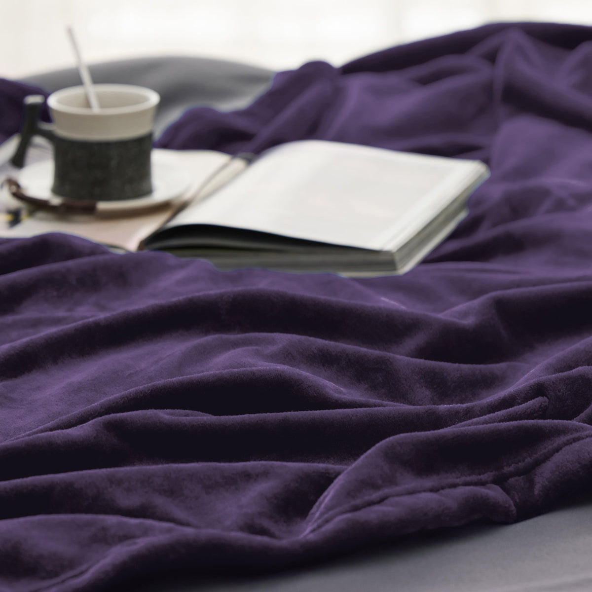 Cozy Throw Blanket, Flannel Fleece 300gsm, Lightweight Design for Living Rooms, Bedrooms and Everyday Lounging, 4 Sizes and 29 Colors image 167