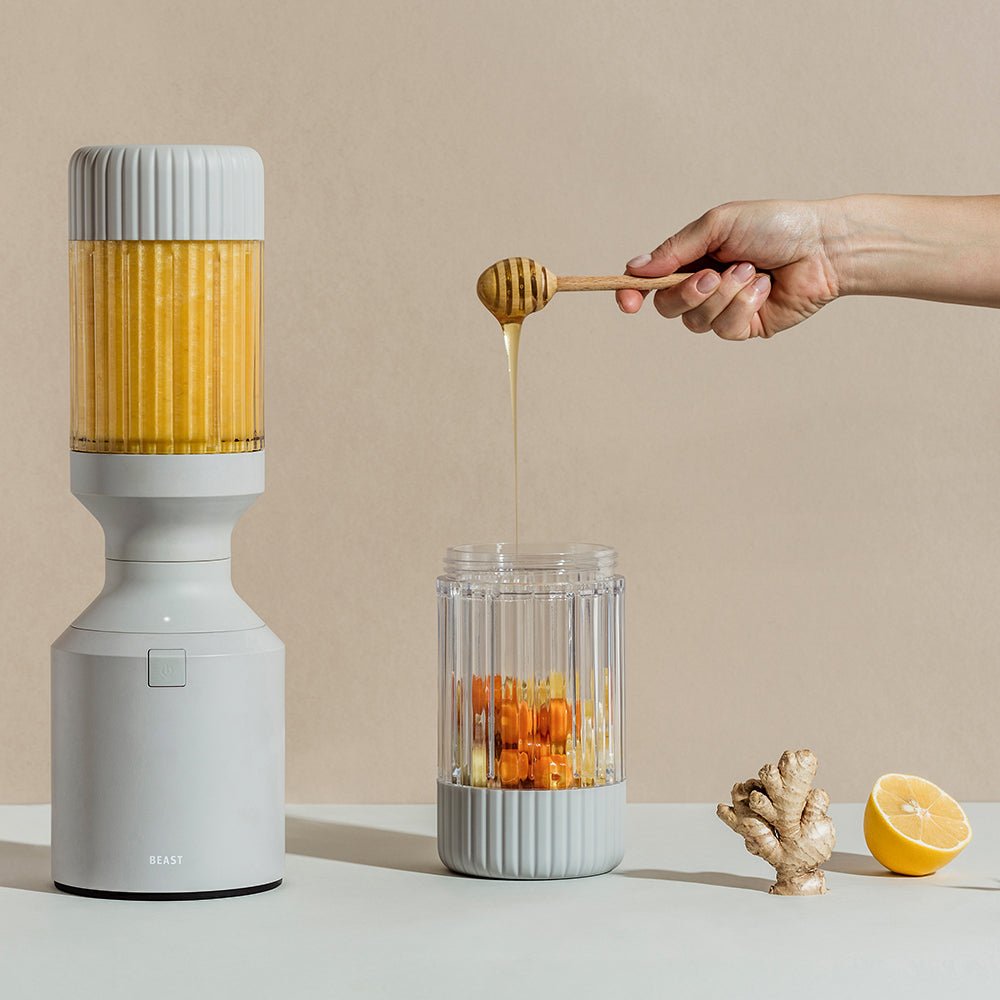 Personal Blender, Refurbished, 1000-Watt Motor, 120V and 750 mL Blending Capacity for Smoothies, Sauces and Home Food Preparation image 14