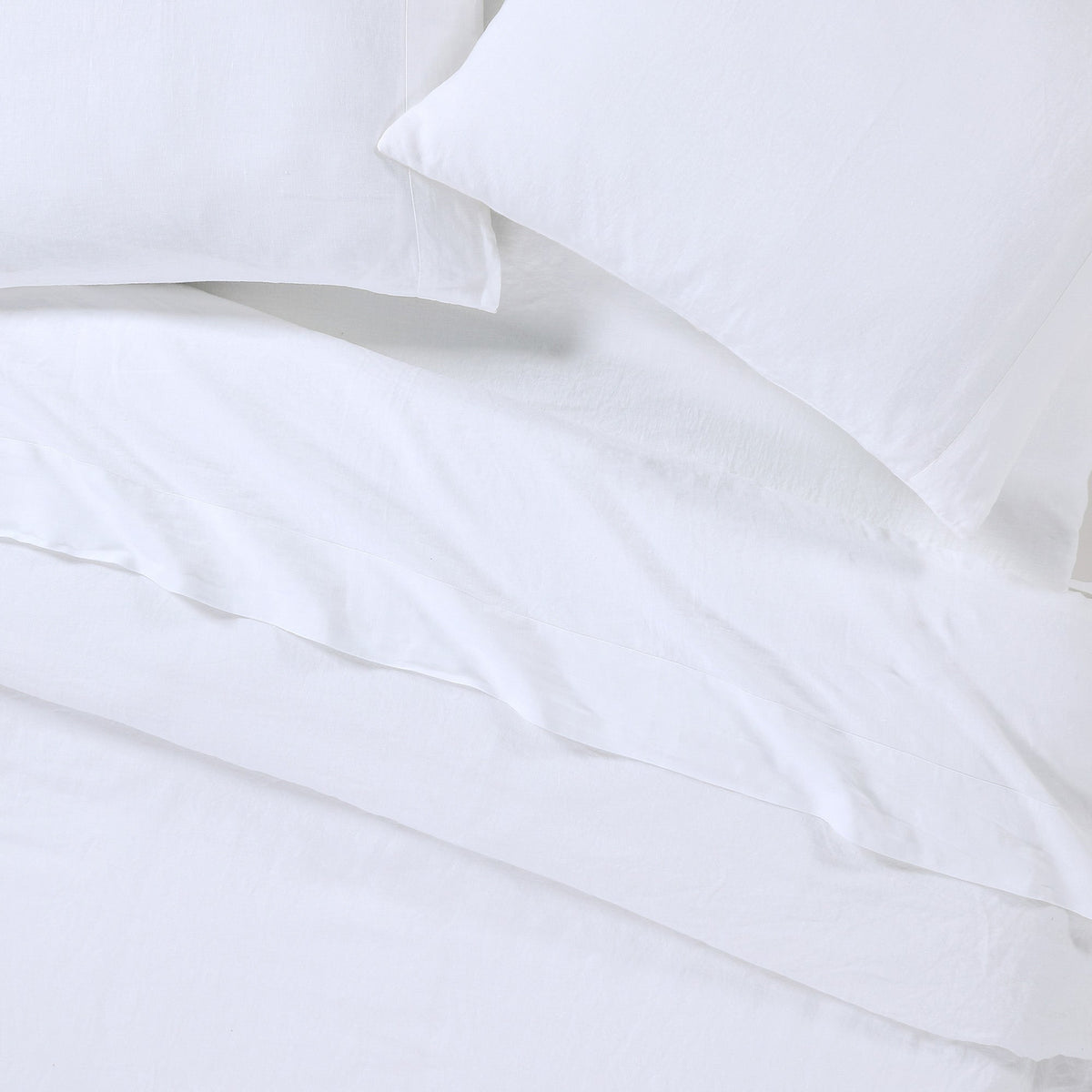 Pillowcase Set, LuxeWeave Linen, Breathable Construction, Hypoallergenic Comfort for Guest Rooms and Daily Bedroom Comfort image 7